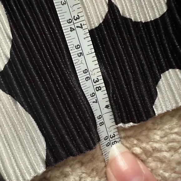 Oversized ASOS Black and White Floral Dress - Picture 7 of 7